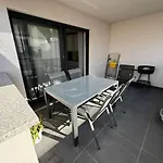 Apartman Denis S Vrtom I Parkingom, - Saraje