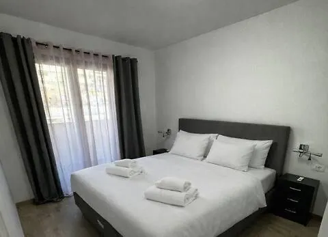 Lägenhet Denis S Vrtom I Parkingom, - Saraje Medulin