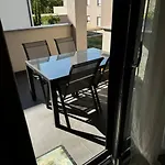 Denis S Vrtom I Parkingom, - Saraje Apartmán Medulin