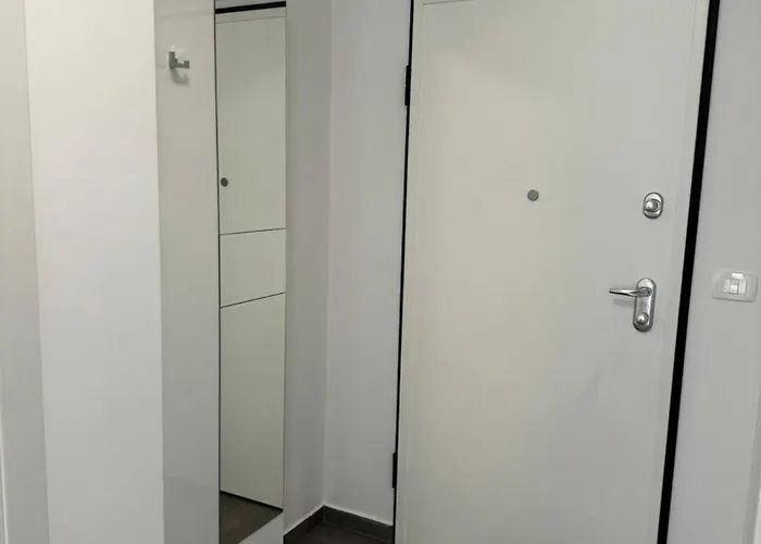 Denis S Vrtom I Parkingom, - Saraje Apartman Medulin